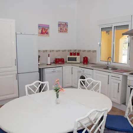Casa Ana - Delightful Semi-detached With Large Swimming Pool, Tennis Court And Huge Gardens Free Wifi *